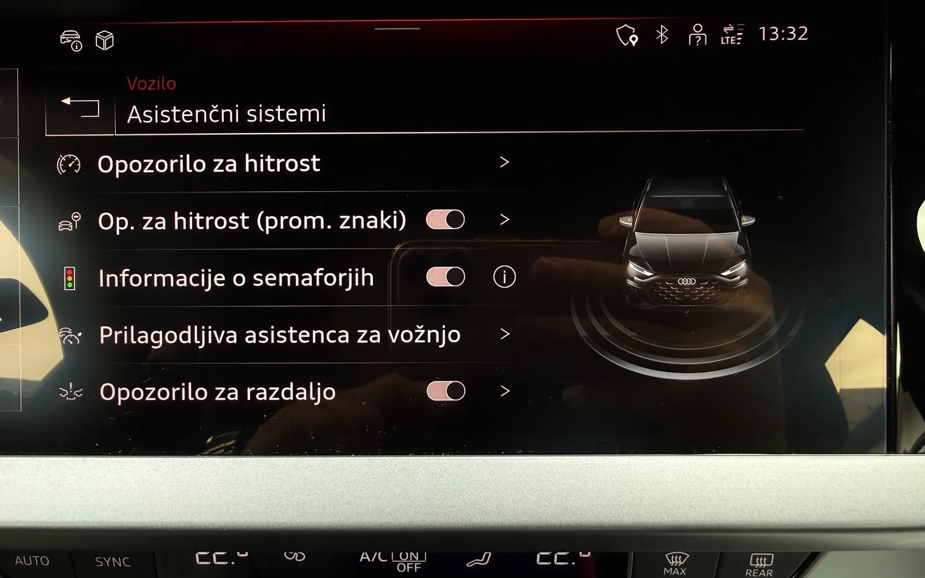 Zunanja slika - Audi A3 - 30 TFSI AVT|LED|VIRTUAL|RADAR|VELIKA NAVI|18C - 15