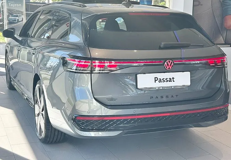 Zunanja slika - Volkswagen Passat - Variant 2.0 TDI R-LINE 4JOY DSG 4M - NA ZALOGI - 4
