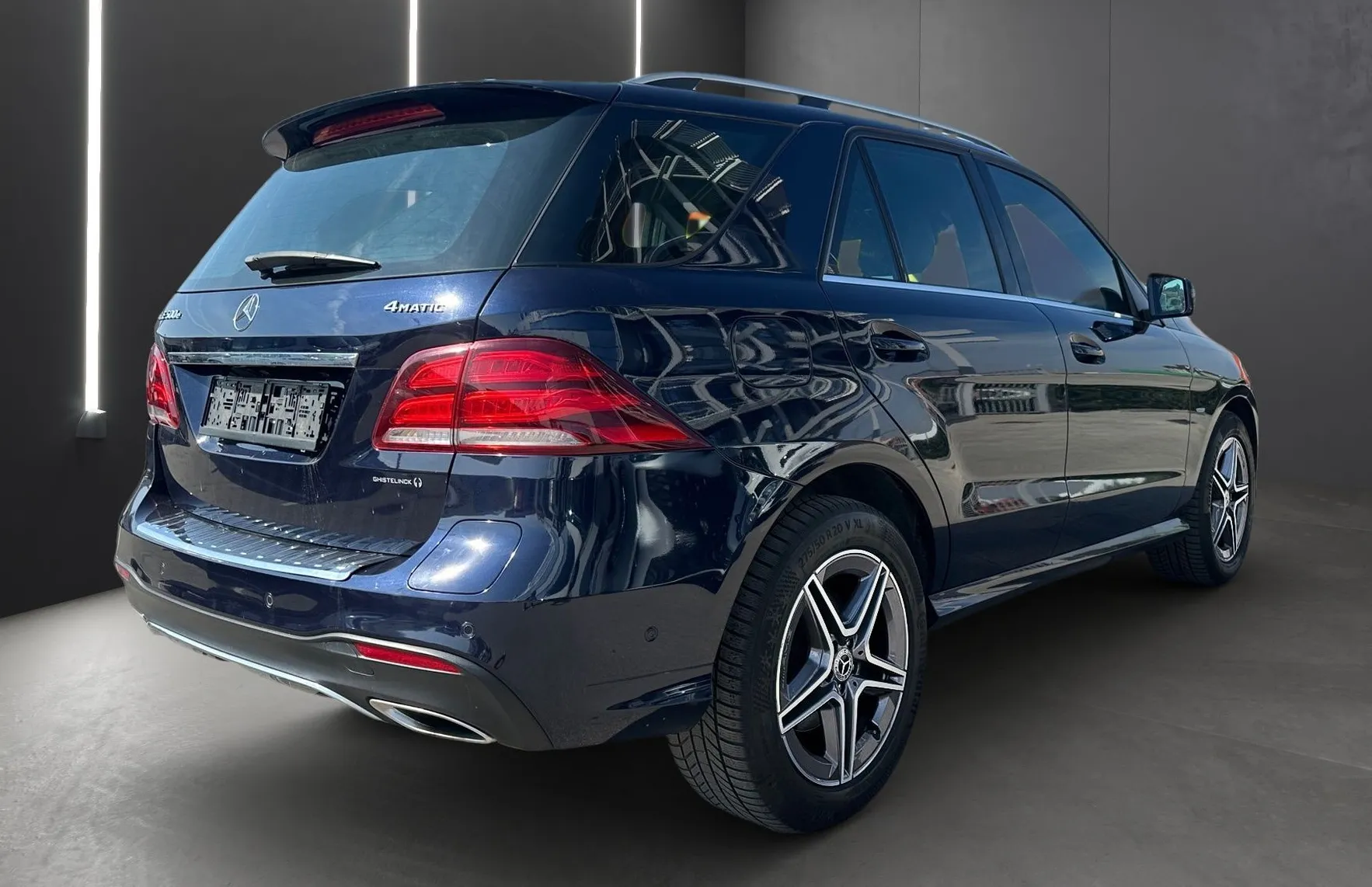 Zunanja slika - Mercedes-Benz GLE-Razred - 500 e 4-Matic Aut. Hybrid-AMG Line-Vlečna kljuka.. - 3