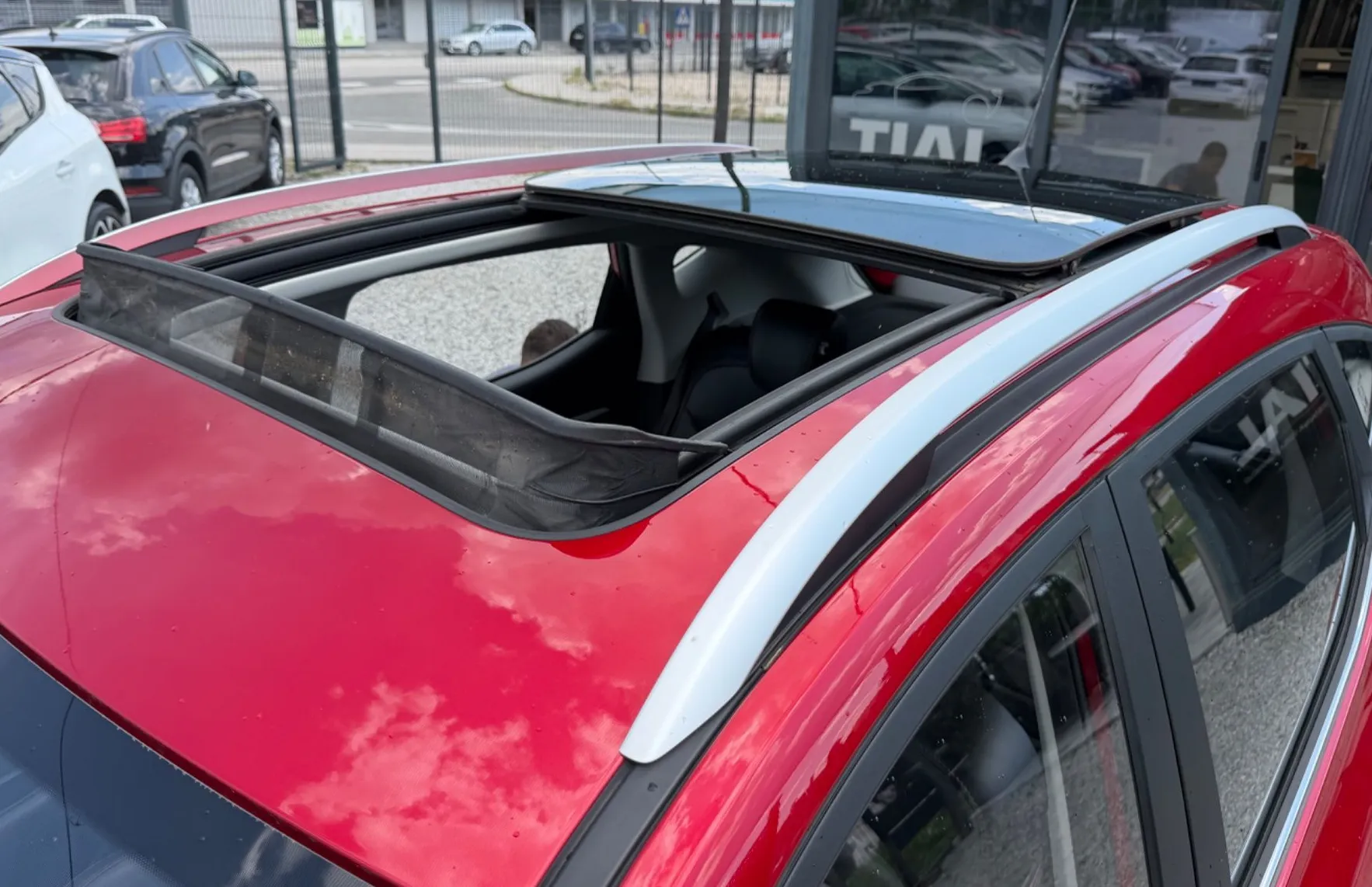 Zunanja slika - MG MG ZS - ZS 1.0 Luxury SLO-PANO-NAVI-KAMERA 360-MRTVI KOTI-ALU - 9