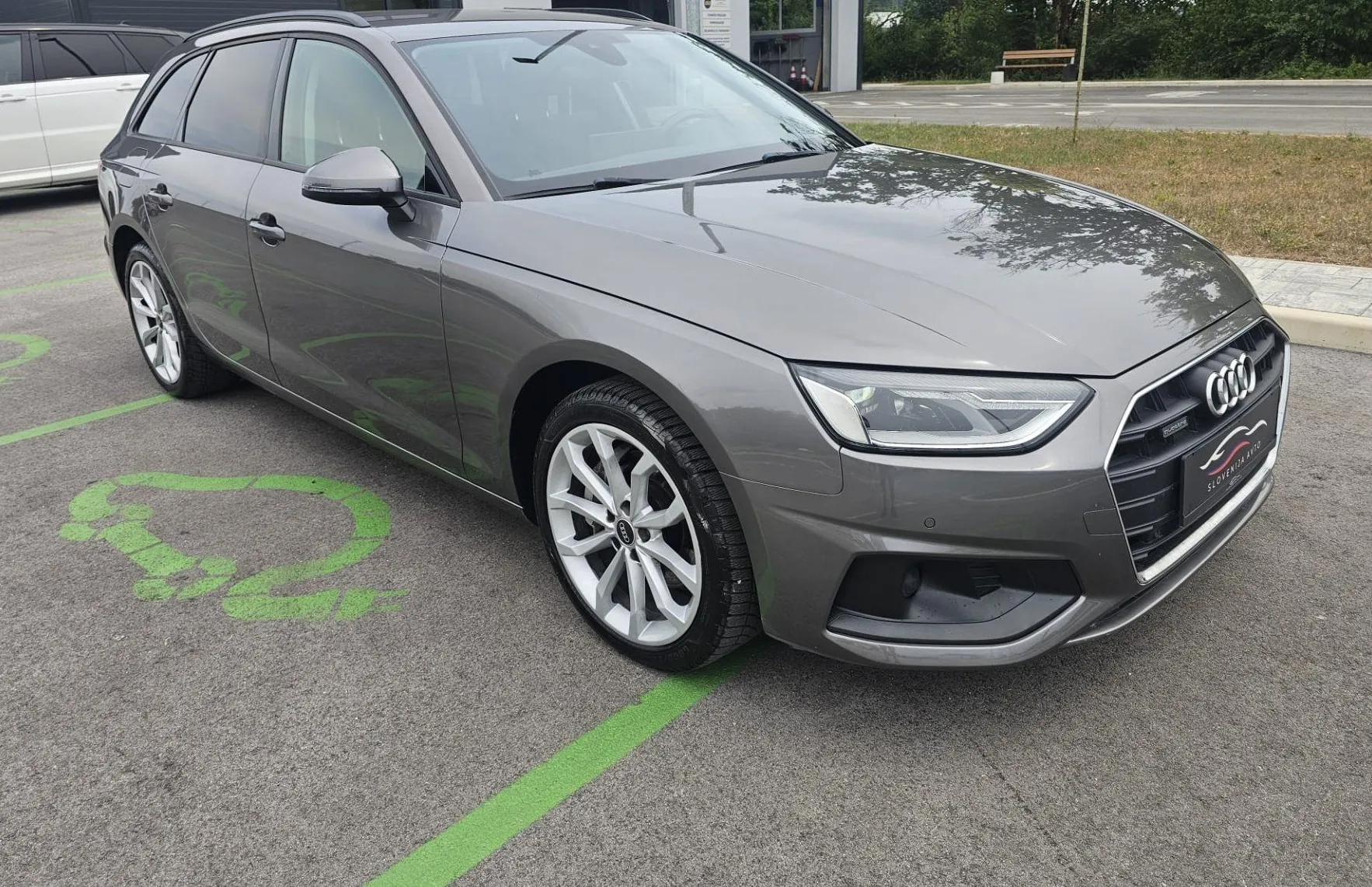 Zunanja slika - Audi A4 - Avant 40TDi 4x4Stronic |fuLED|F1|Navi|ACC|Wirtual - 2