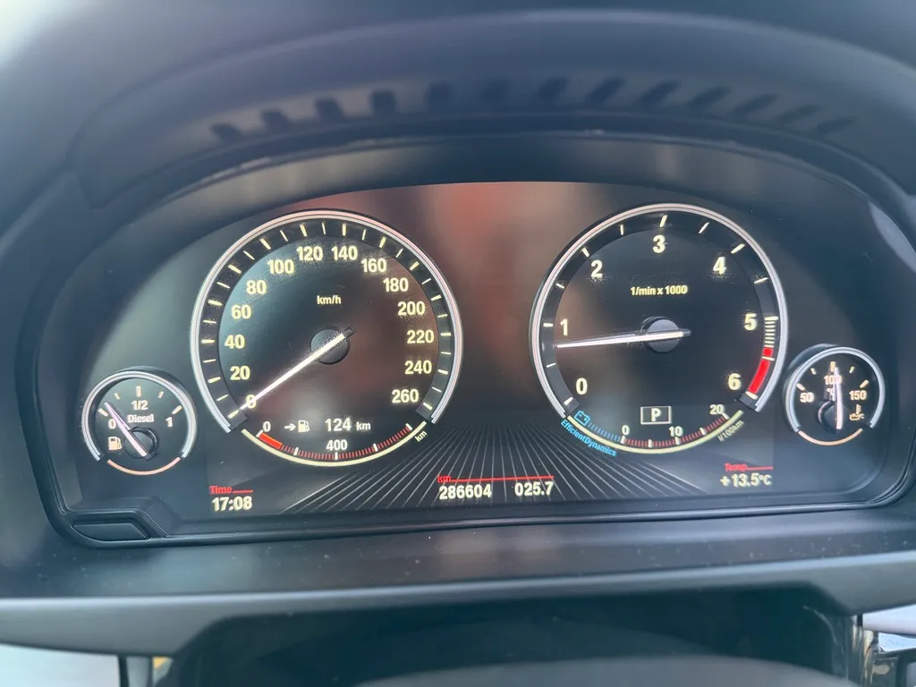 Zunanja slika - BMW X5 - serija  xDrive30d - 4