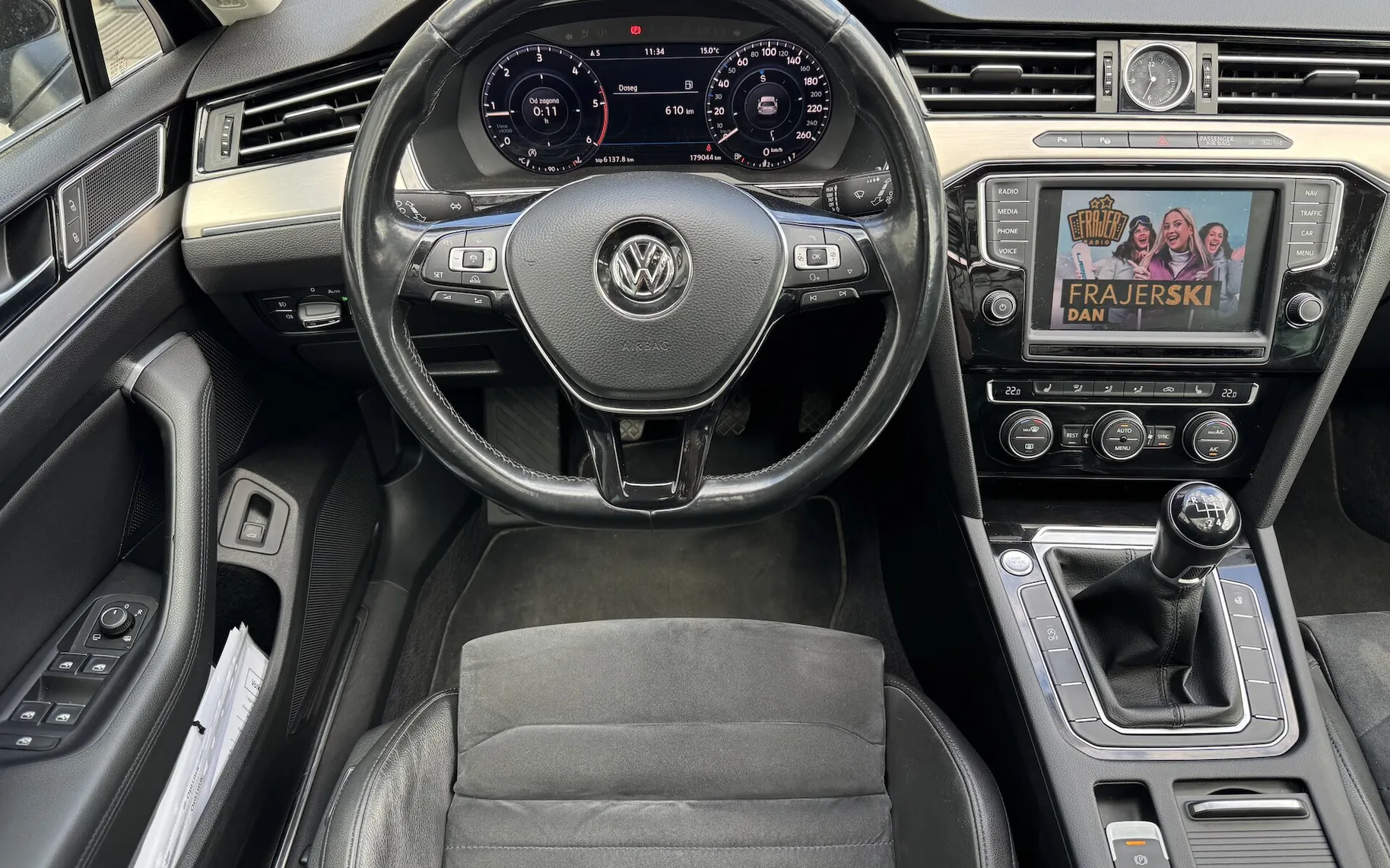 Zunanja slika - Volkswagen Passat Variant - 2.0 TDI BMT HIGHLINE 150KM PANORAMA VL.KLJUKA ACC - 14