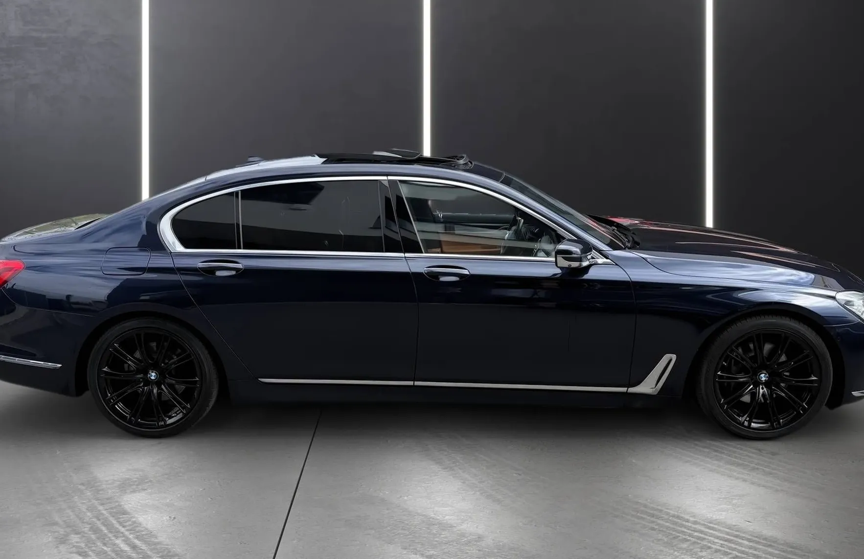 Zunanja slika - BMW Serija 7 - : 740Ld xDrive LED NAVI PDC MEMORY 360KAM RADAR TOP. - 9
