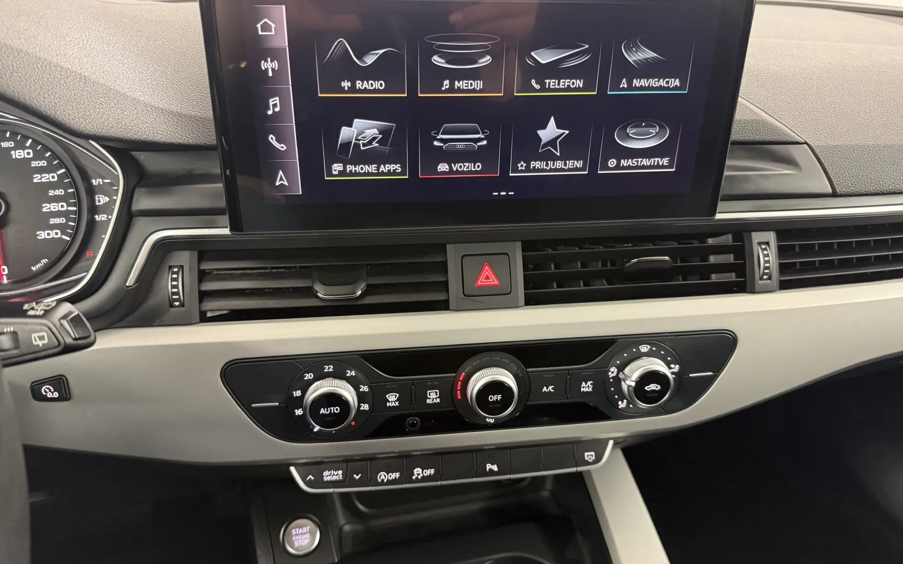 Zunanja slika - Audi A4 - Avant 35 TDI S tronic BUSINESS.NAVI.KAMERA.LED.ALU.2022 - 16