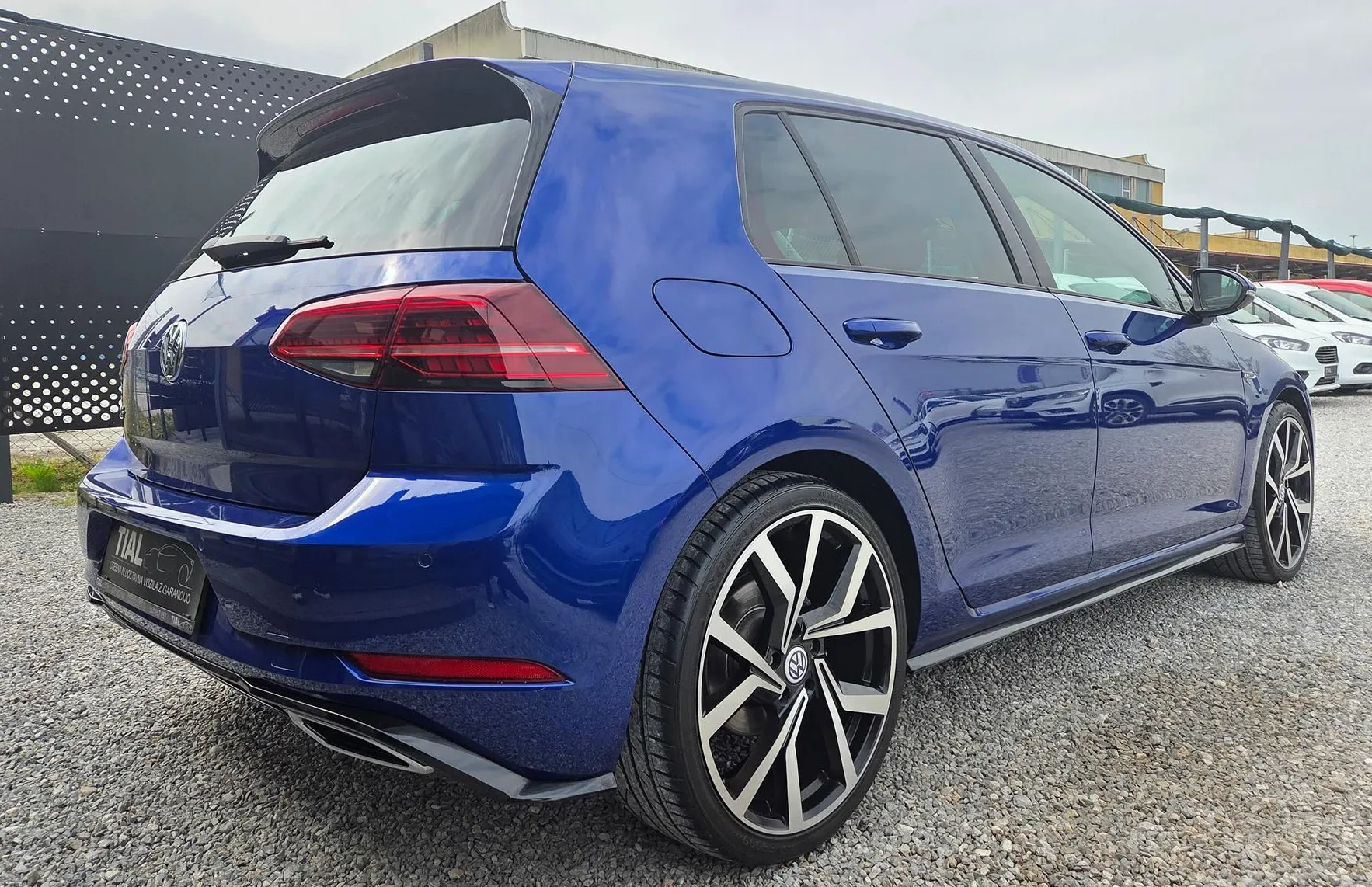 Zunanja slika - VW Golf - 1.5TSI R-Line-SLO-140.000KM-LED-ALU19-2XPDC-ACC... - 5