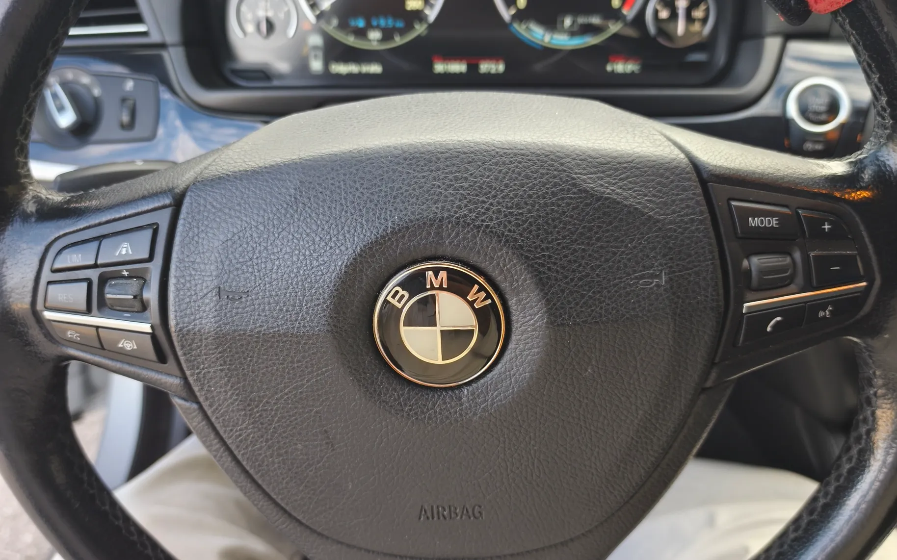 Notranja slika - BMW Serija 5 - Touring: 530d - 8