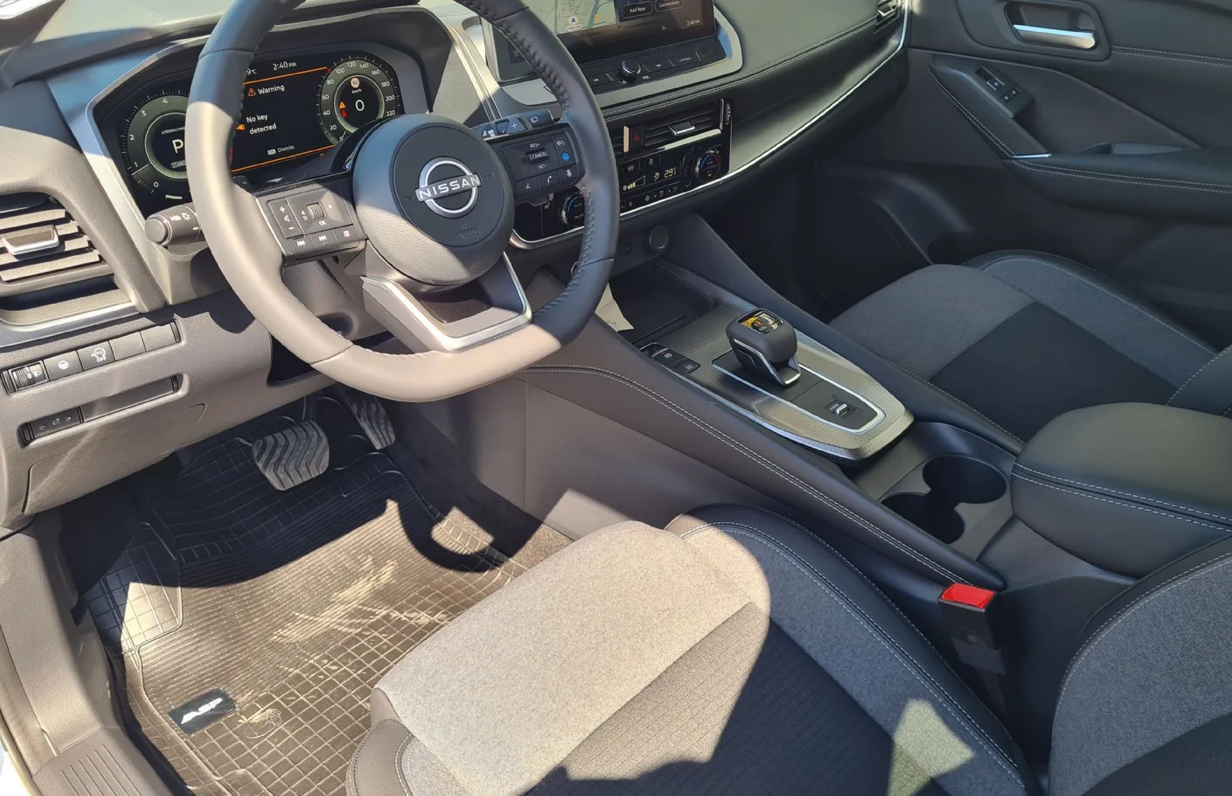 Zunanja slika - Nissan Qashqai - 1.3 DIG-T M.Hyb.158 2WD X-Tr. N-CONNECTA - 9