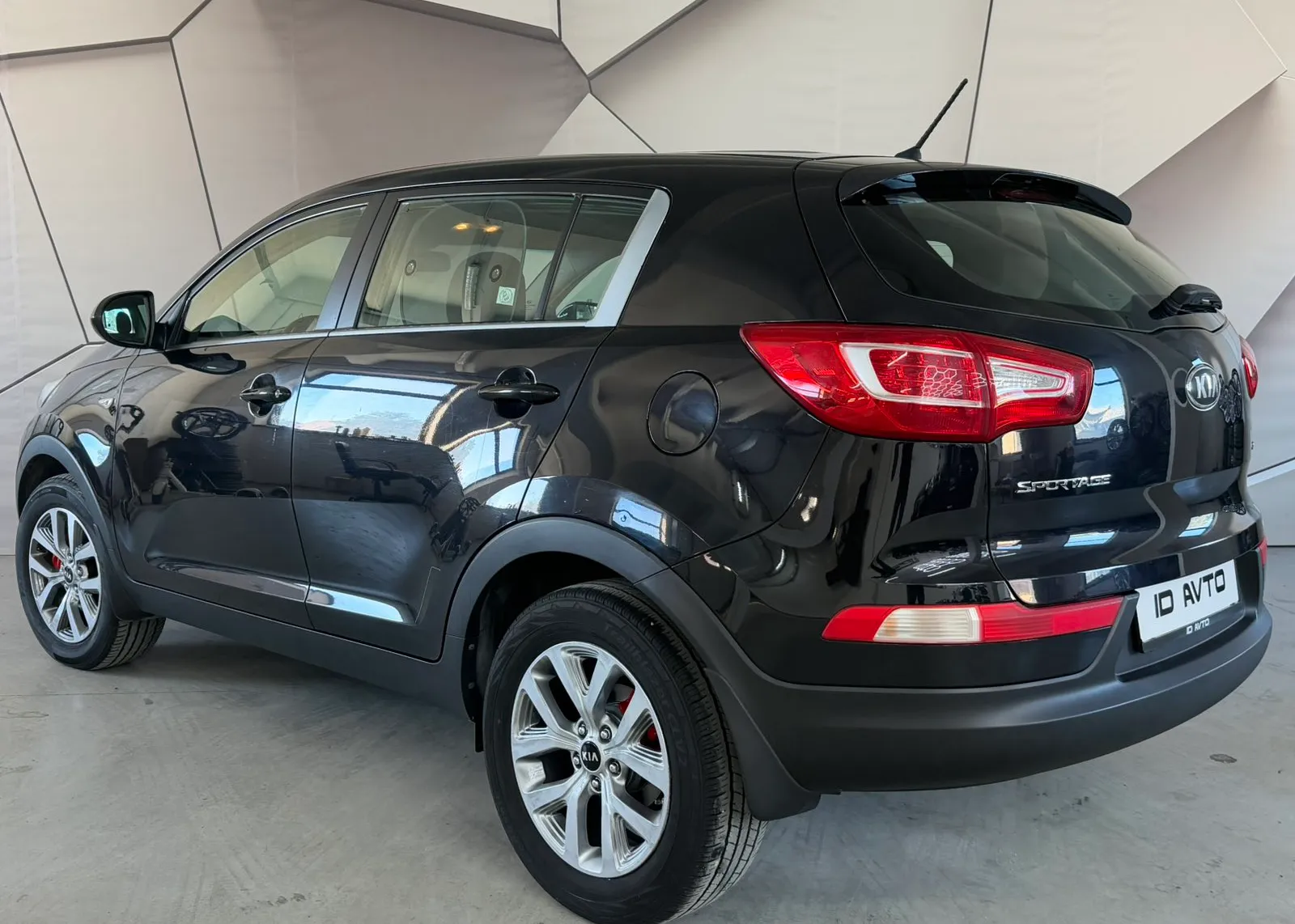 Zunanja slika - KIA Sportage - 2WD 1,7 CRDi Fun - 7