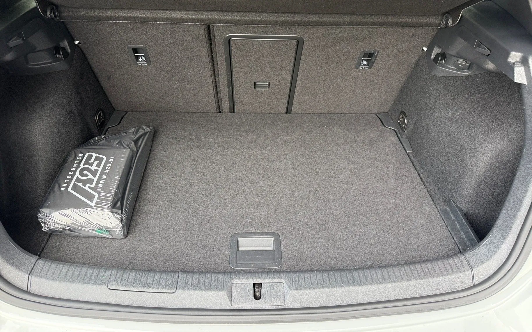 Notranja slika - Volkswagen Golf - GTD 2.0 TDI DSG-ACC-LED-Vl.kljuka-Dynaudio-Kamera. - 12