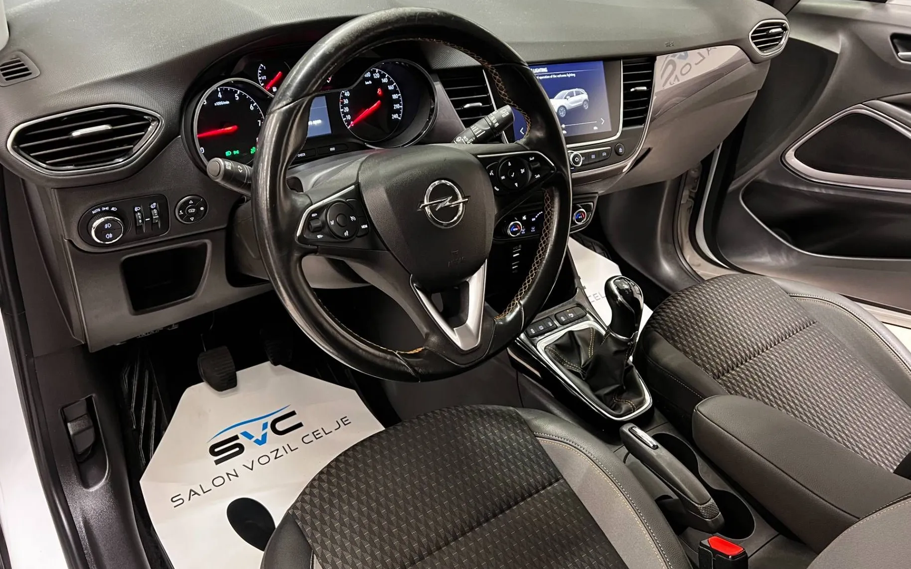 Zunanja slika - Opel Crossland X - 1.2 TURBO-110KM-LED-MRTVI-KOT-KAM-HEAD-UP-ASSIST.. - 8