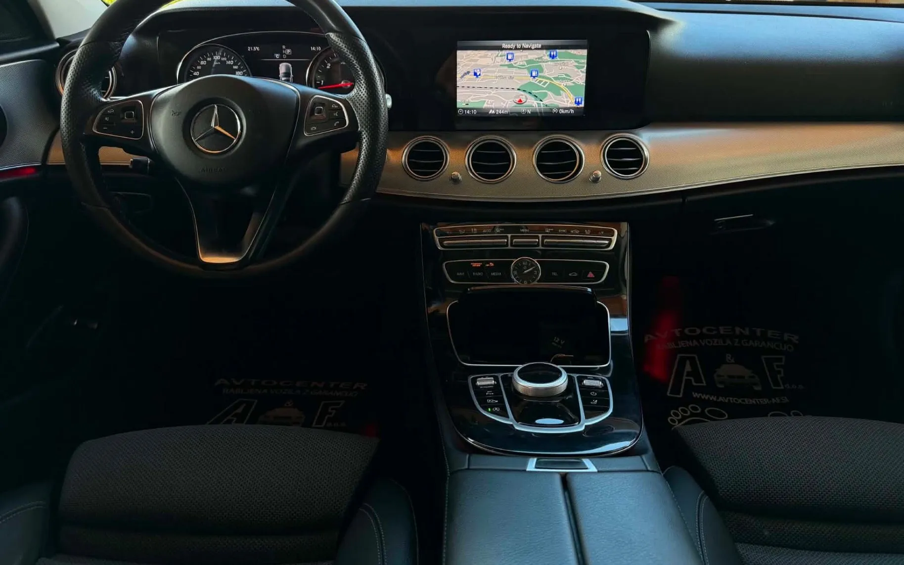 Notranja slika - Mercedes-Benz E-Razred - 220CDI-AUT-AVANTGARDE-LIZING ZA TUJCE-XENON+LED-.. - 9