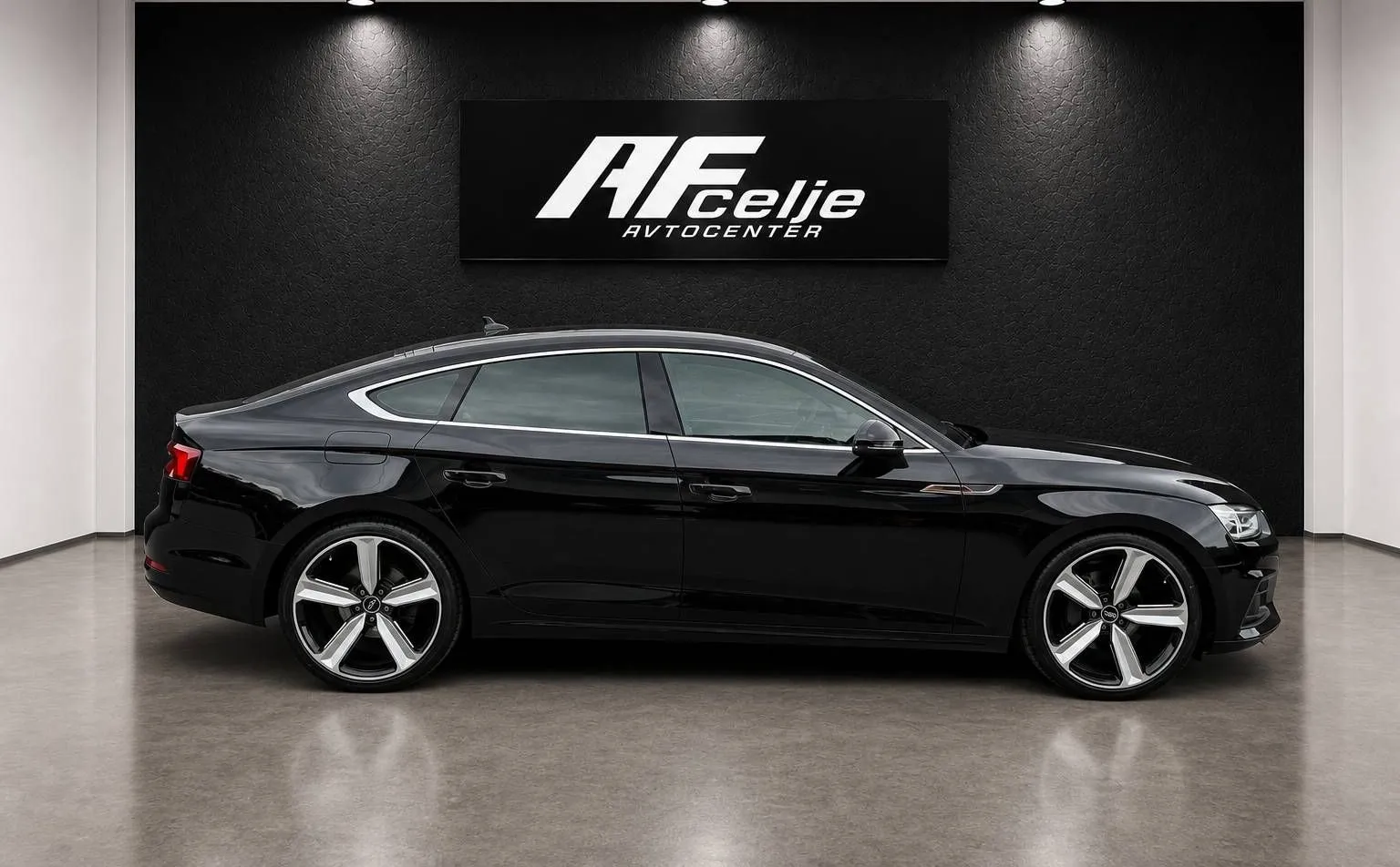 Zunanja slika - Audi A5 Sportback - 2.0 TDI-Q-4X4-AUT-S LINE-LIZING ZA TUJCE-XENON+LED - 4