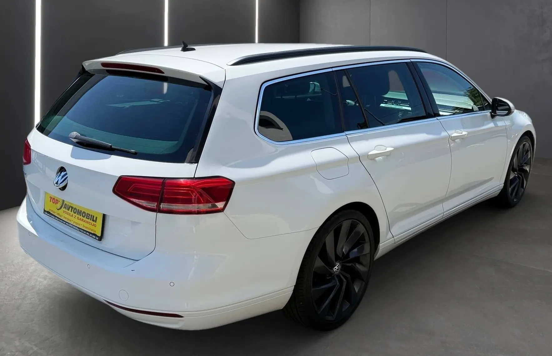 Zunanja slika - VW Passat - Variant 2.0 TDI HIGHLINE FULL LED NAVI PDC KAMERA  TOP - 8