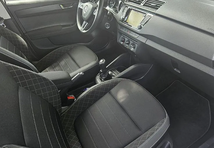 Zunanja slika - Škoda Fabia - 1.0 60ks °1.LASTNIK° °16-COL° °NAVIGACIJA °LED° - 9