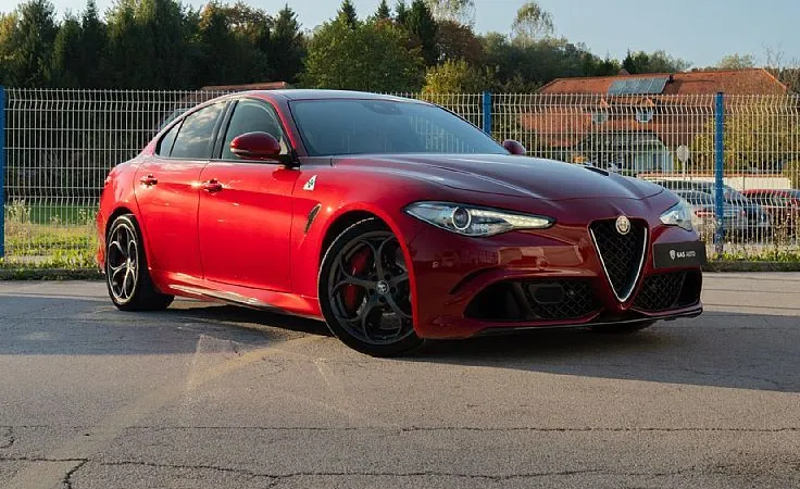 Zunanja slika - Alfa Romeo Giulia - 2.9 V6 Bi-Turbo Quadrifoglio Ročni 6.Prestav - 3