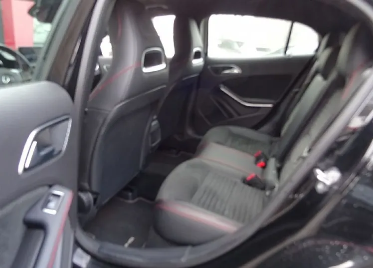 Zunanja slika - Mercedes-Benz GLA-Razred - GLA 200 7G 156KM - KOT NOV - GRETJE SEDEŽEV - - 10