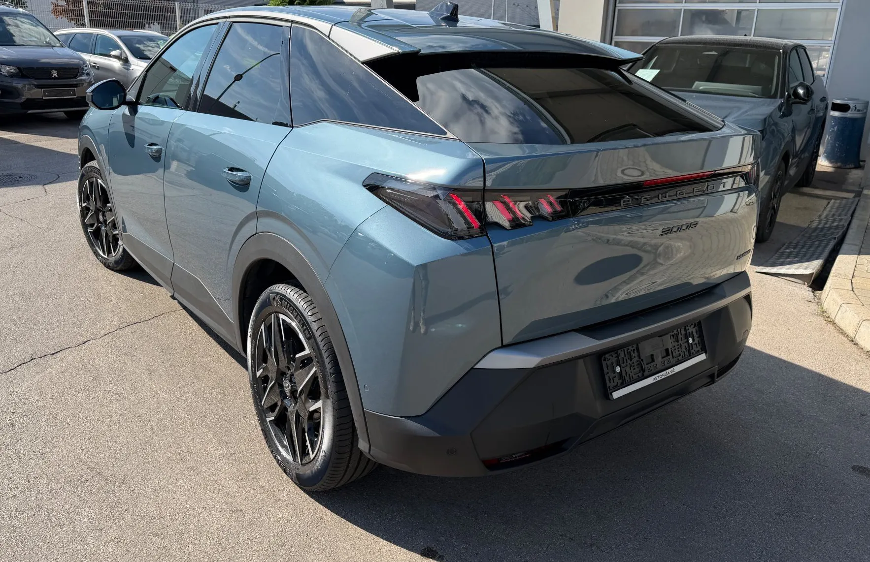 Zunanja slika - Peugeot 3008 - 1.2 MHEV  136  145 Allure Pack Avt. - 5