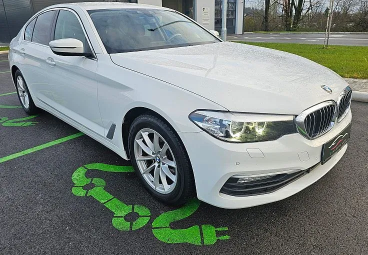 Zunanja slika - BMW Serija 5 - : 520d AUT.|novi model|NAVI|ALU|PDC|AC|LED|MULTIFUNK - 3