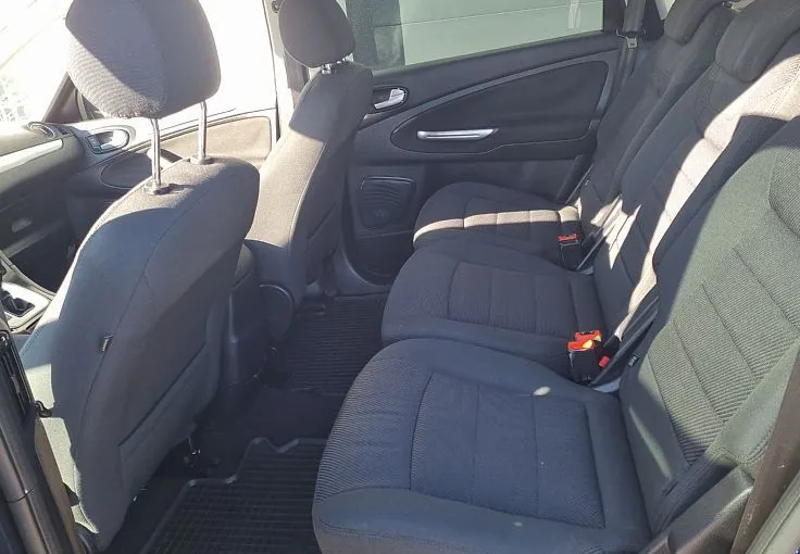 Zunanja slika - Ford S-MAX - 2.0 TDCi 140KM DPF Powershift Titanium - 9