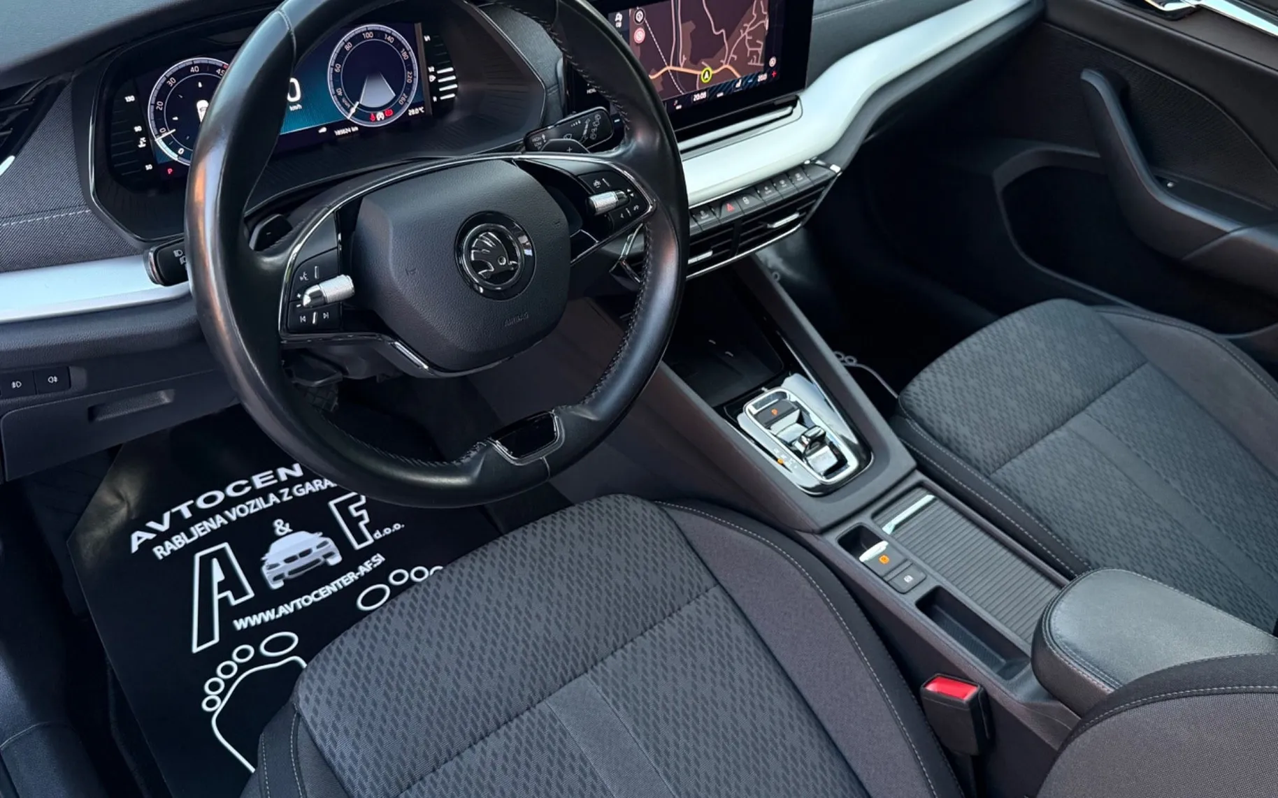 Notranja slika - Škoda Octavia - 2.0 TDI-DSG-VIRTUAL-LIZING ZA TUJCE-FUL LED - 8
