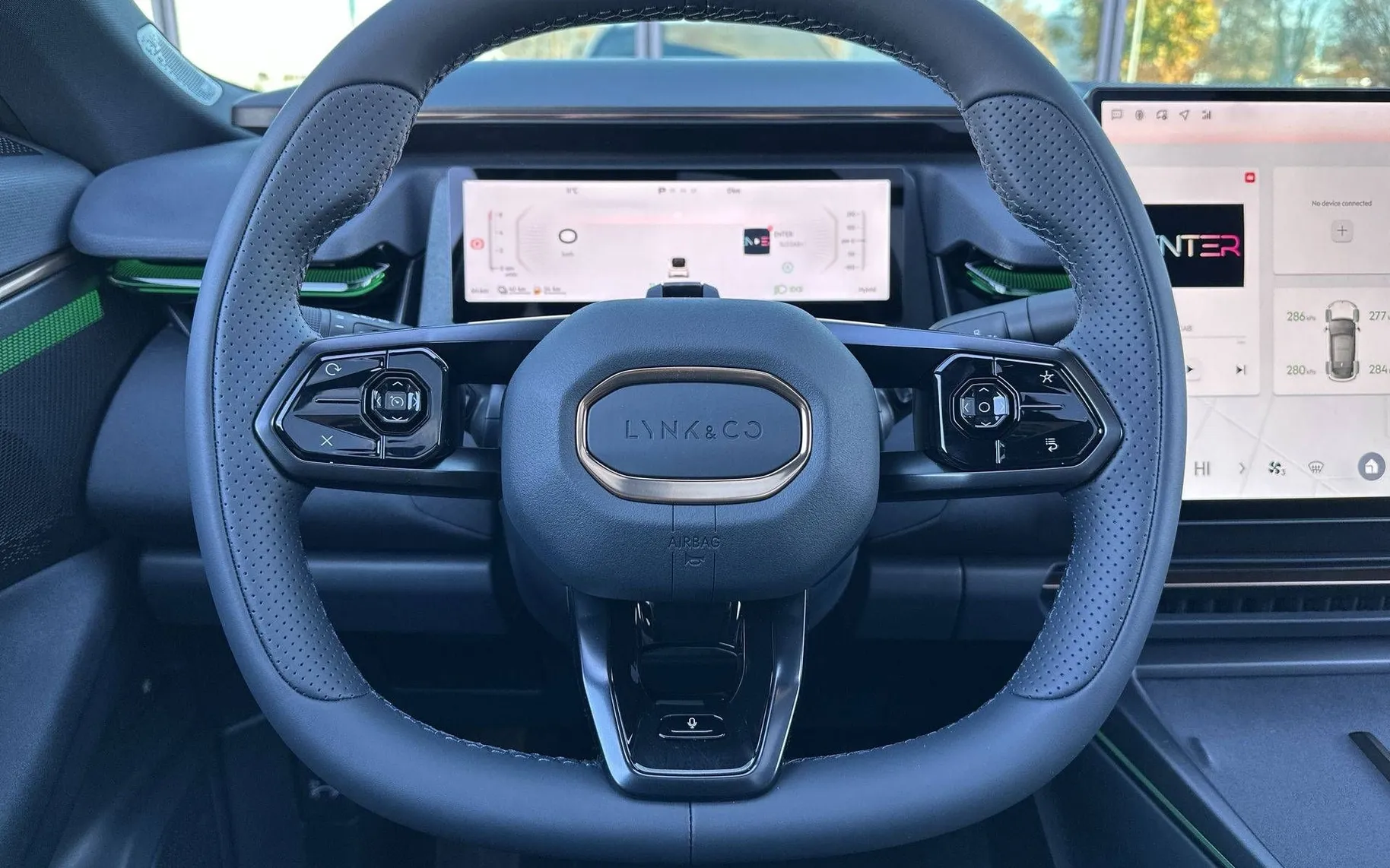 Notranja slika - Lynk & Co 08 - More 2025 Priključni hibrid - 12