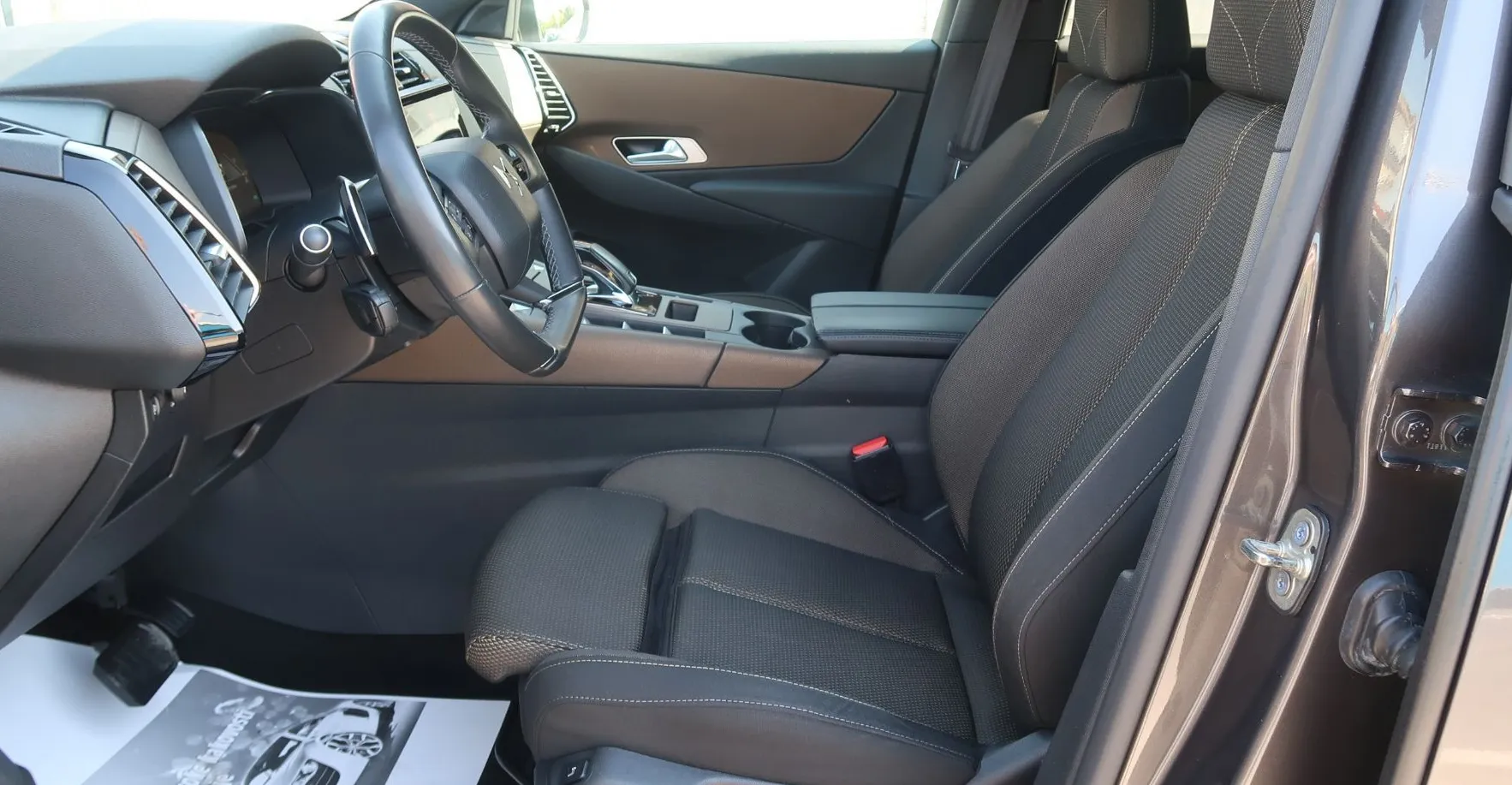 Zunanja slika - DS DS 7 Crossback - BUSINESS BlueHDi 130 S S EAT8 ALU NAVI PDC - 12