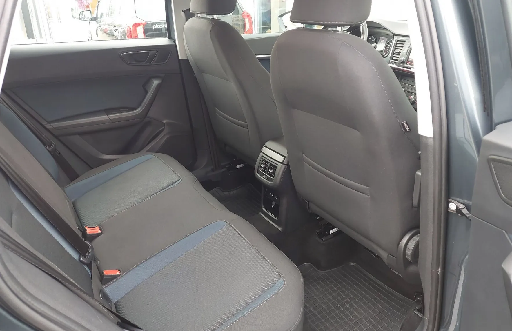 Zunanja slika - Seat Ateca - 2.0 TDI 110 KW FR - 7