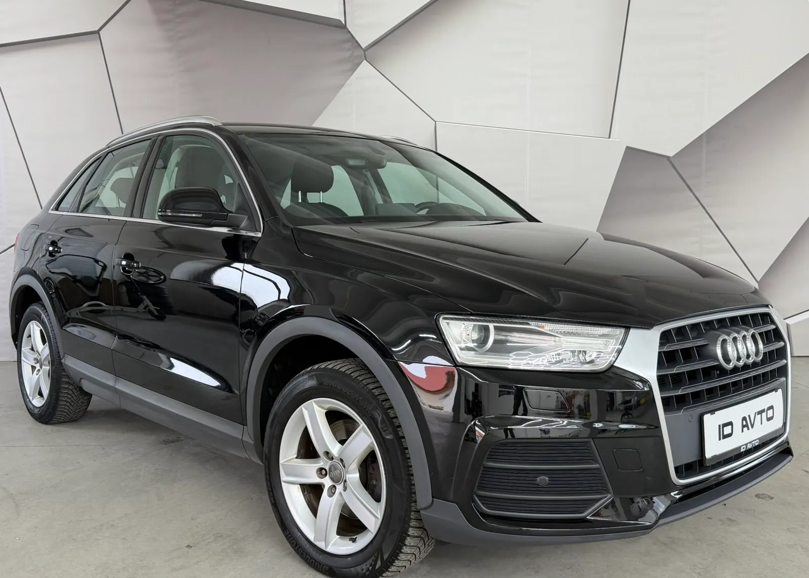 Zunanja slika - Audi Q3 - 2,0 TDI Style - 1