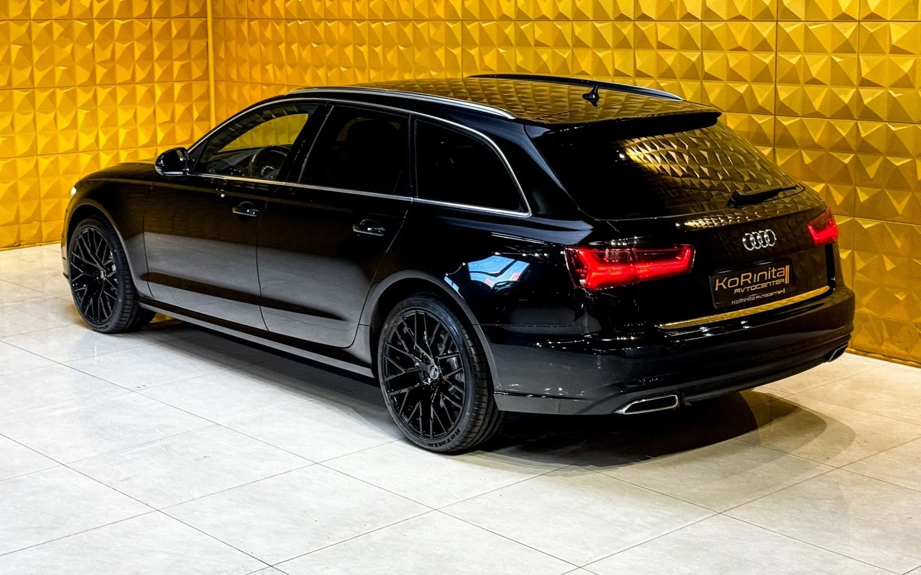 Notranja slika - Audi A6 Avant - 3.0 TDI AUT.-GRETJE-ALCANTARA-TEMP-F1 - 8