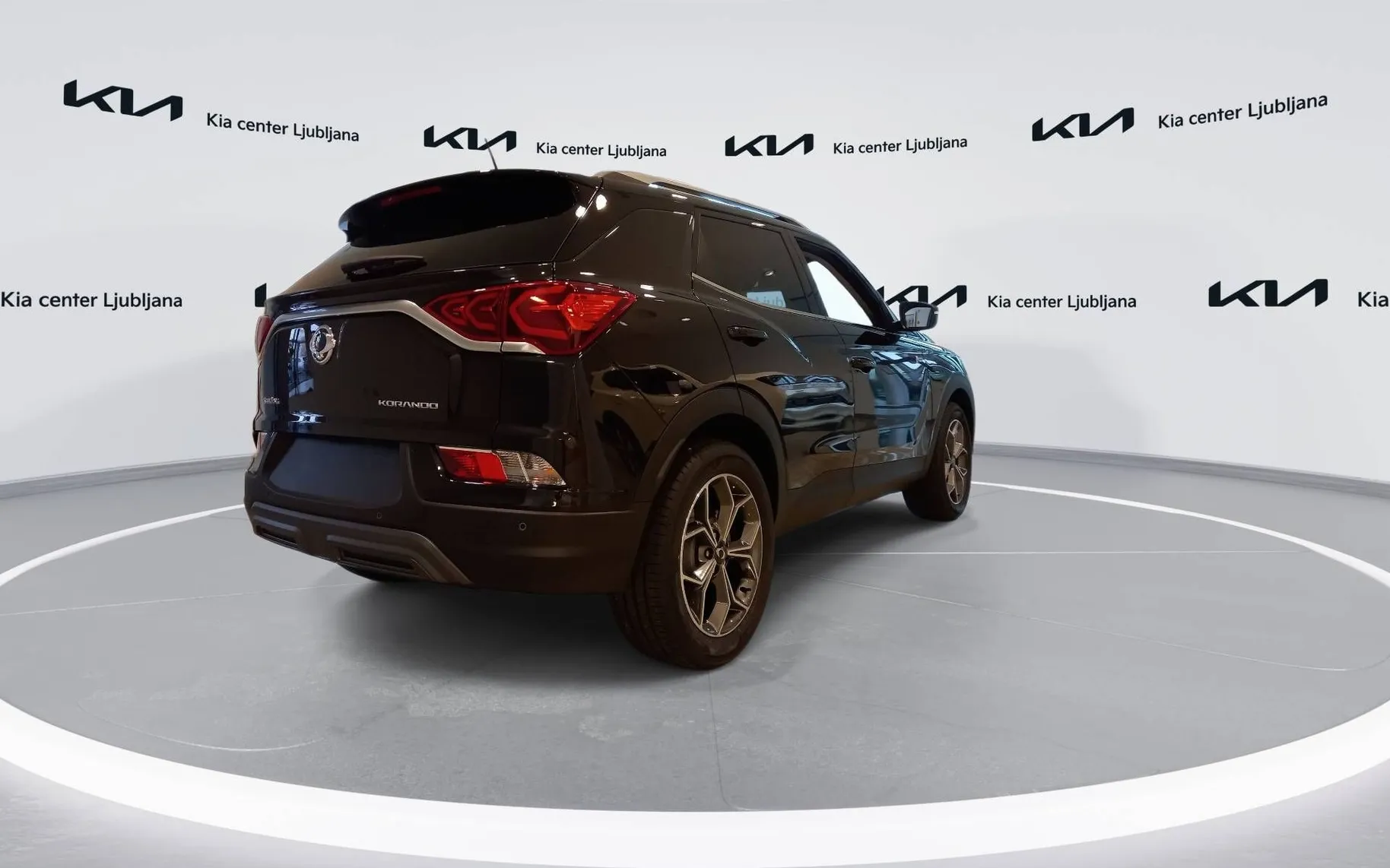 Zunanja slika - SsangYong Korando - 1.5 T-GDi Exclusive 4WD AT - 5