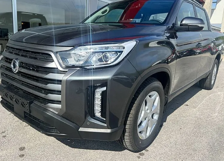 Zunanja slika - SsangYong Musso - GRAND 2.2 XDi Ultimate 4WD RANDELJ SPECIAL - 2