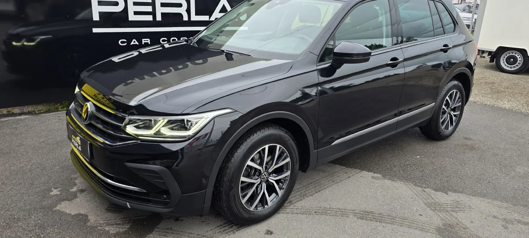 Zunanja slika - Volkswagen Tiguan - 2.0 TDI DSG HIGHLINE-VIRTUAL-MATRIX-CAMERA-NEMŠKI - 10