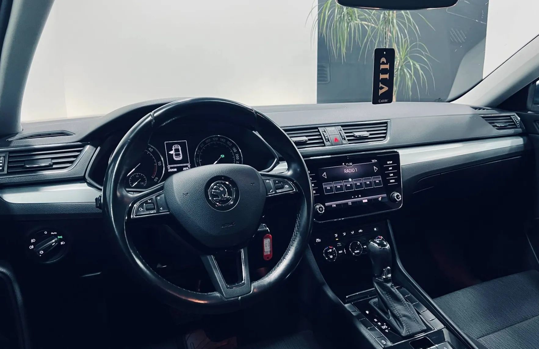 Zunanja slika - Škoda Superb - 2.0 TDI Ambition 110 kW...LIMO... - 9