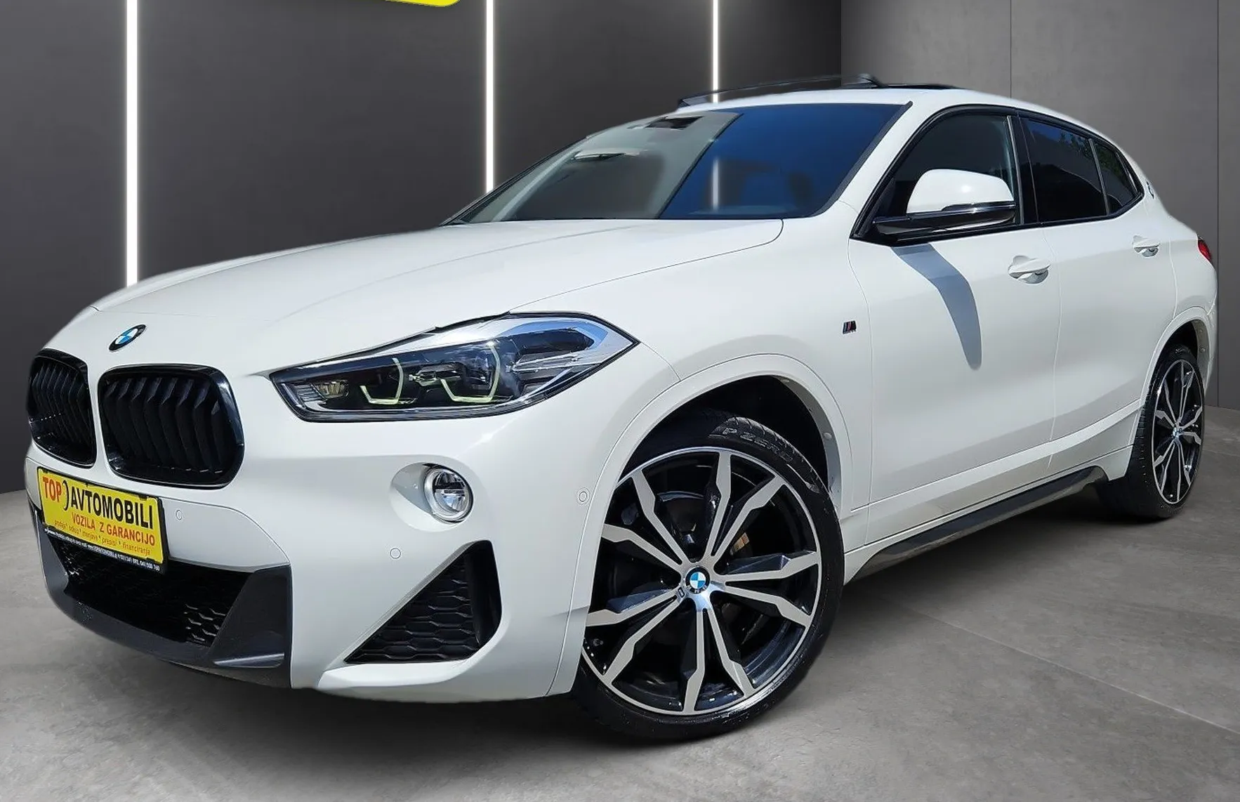 Zunanja slika - BMW X2 - serija :  xDrive18d M Sport FULL LED PANORAMA - 1
