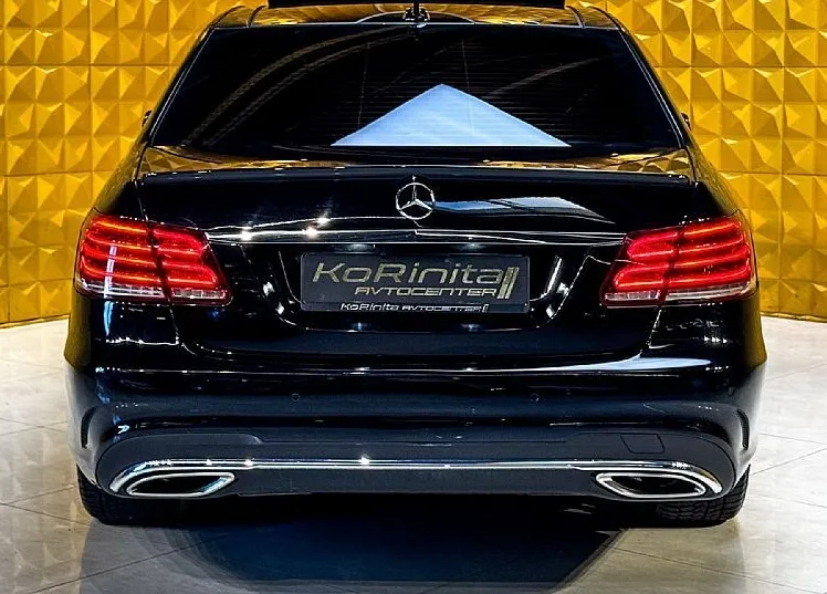 Zunanja slika - Mercedes-Benz E-Razred - E 220CDI AMG LINE-PANO.-GRETJE-NAVI.-F1 - 10