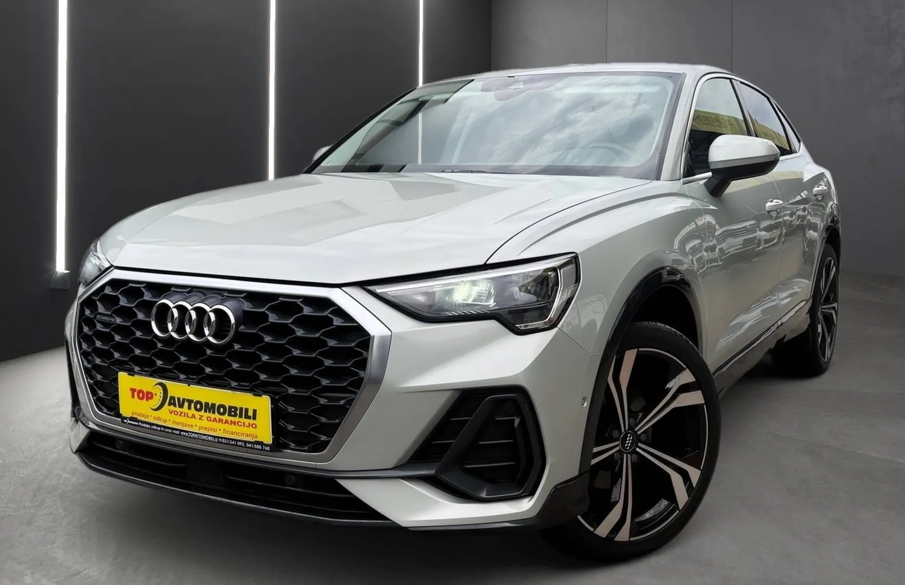 Zunanja slika - Audi Q3 - Sportback 35 TDI  QUATTRO LED ACC KLJUKA USNJE - 1