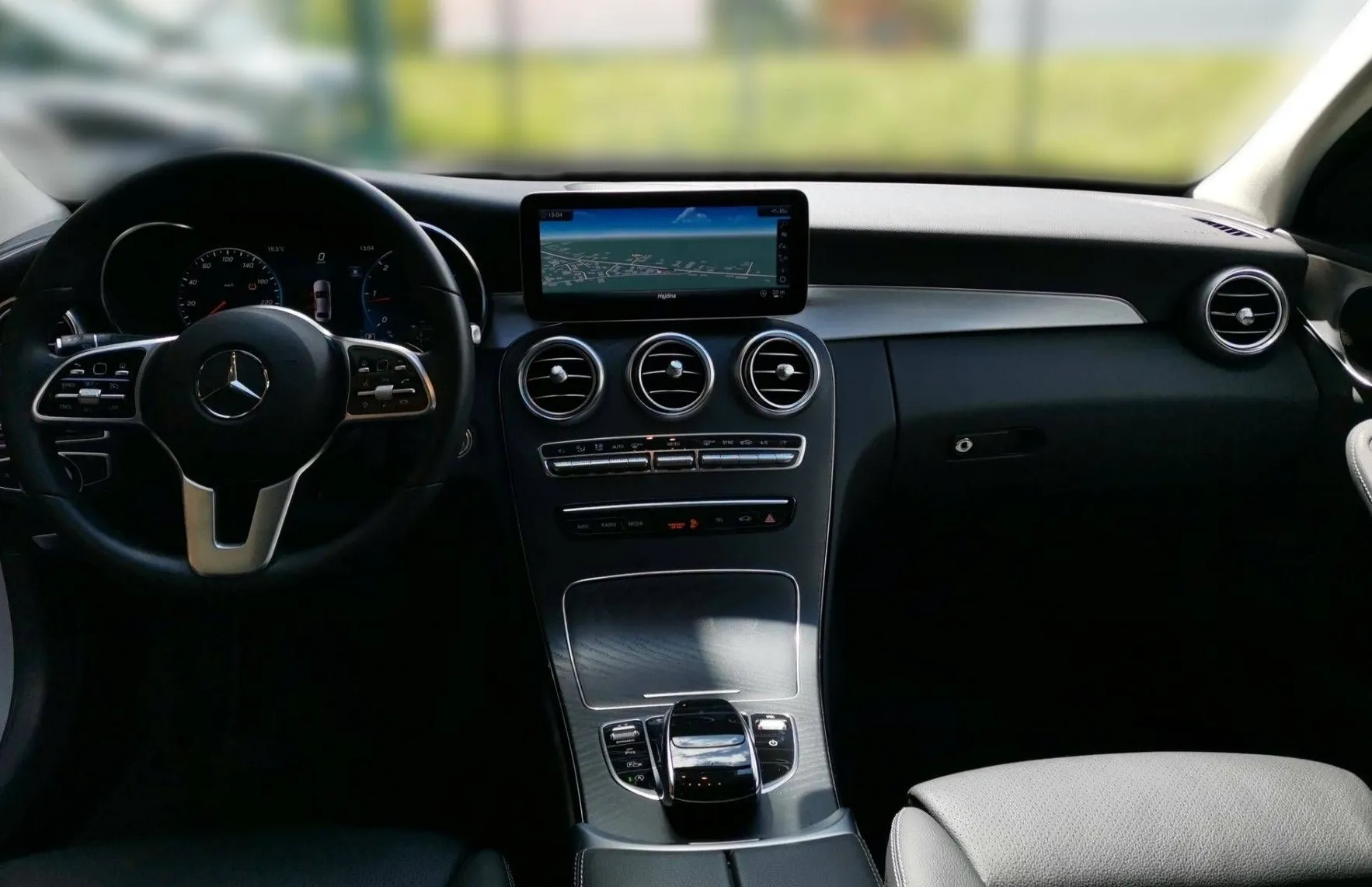 Zunanja slika - Mercedes-Benz C-Razred - 200d AMG LINE 19 COL MULTIBEAM VIRTUAL NAVI KAM - 15