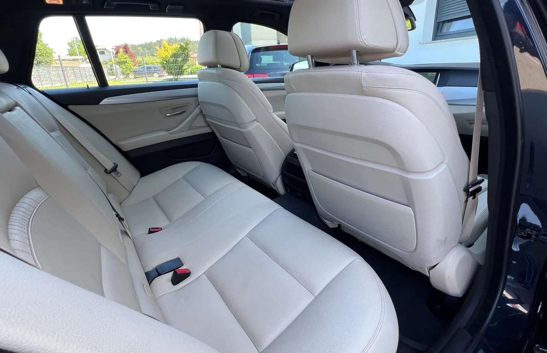 Zunanja slika - BMW Serija 5 - Touring: 520d+M OPTIC+LED+19col+VIRTUAL+F1+MEMORY... - 18