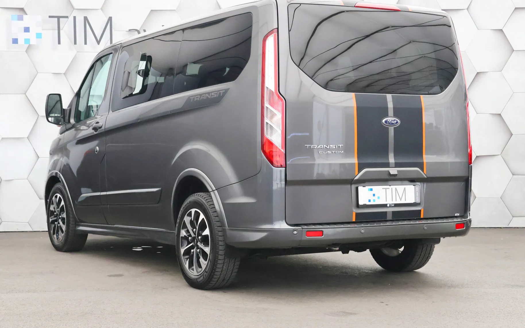 Zunanja slika - Ford Transit Custom Combi - Transit 2.0 TDCi Powershift 185KM - 4