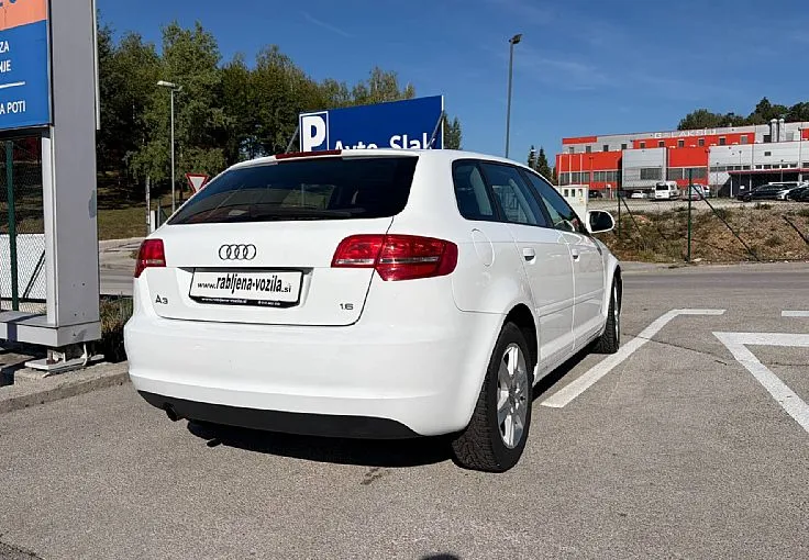 Zunanja slika - Audi A3 - 1.6 Temptation KLIMA ZELO LEPO OHRANJEN - 6