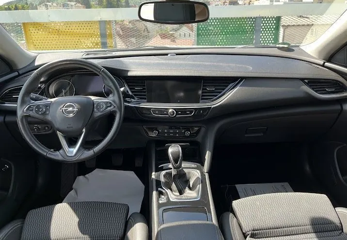 Zunanja slika - Opel Insignia - Tourer 1.5 Turbo Innovation. NAVI.PDC. LED. KAMERA - 11