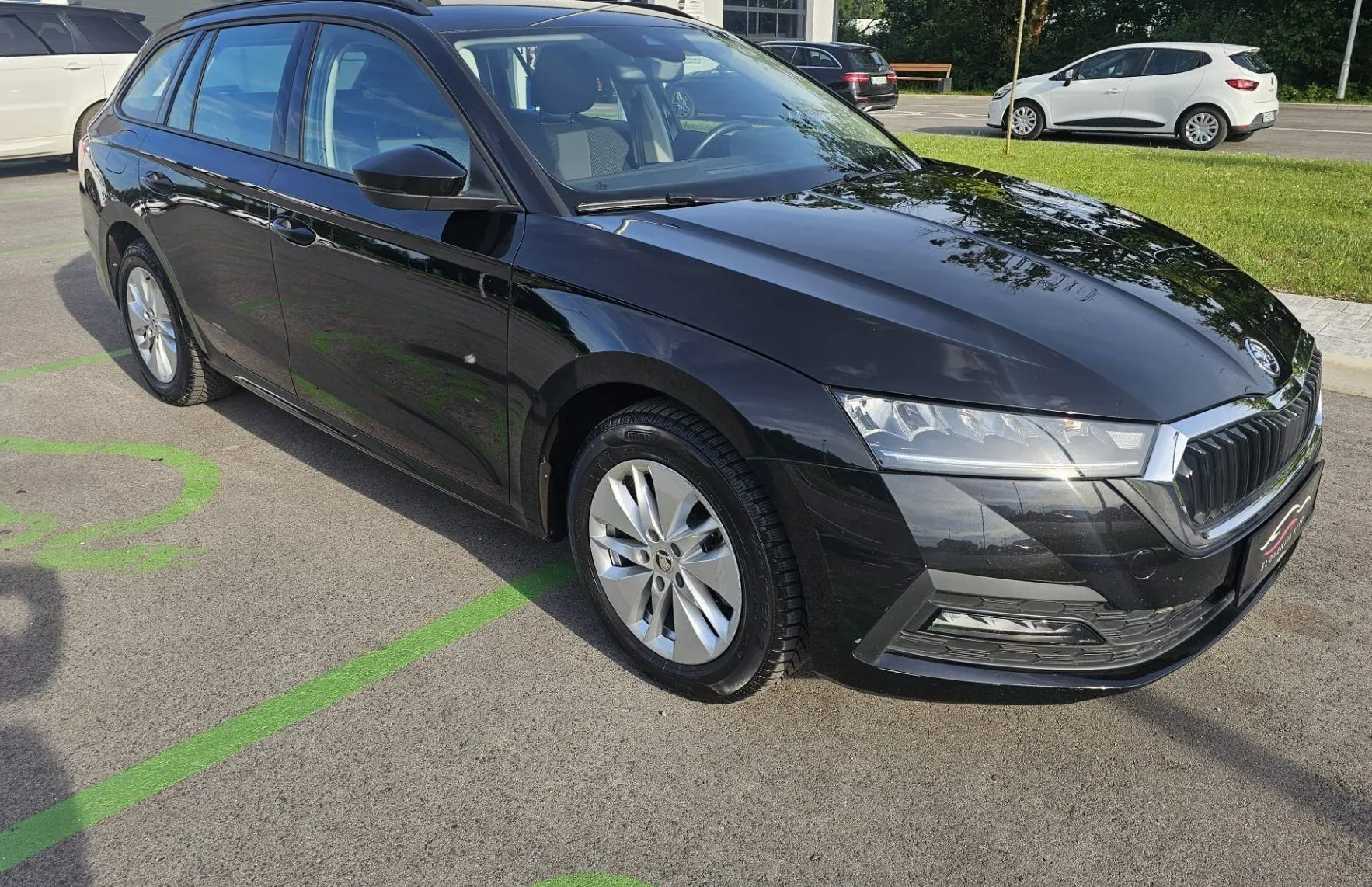 Zunanja slika - Škoda Octavia - 2.0 TDI Ambition|FuLED|alu|PDC|ACC|muktifunkcija|D - 3