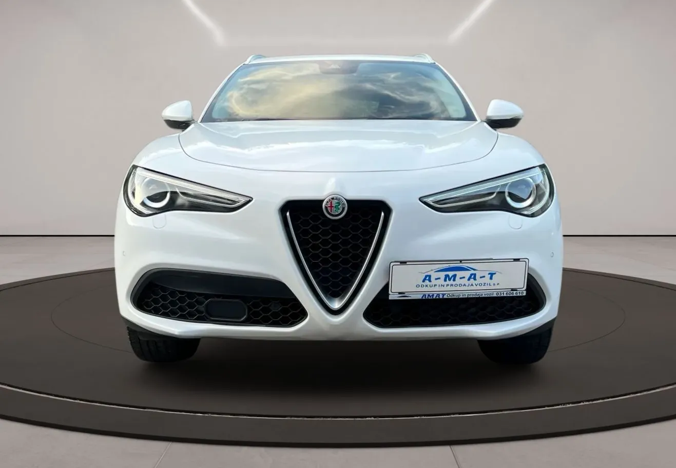 Zunanja slika - Alfa Romeo Stelvio - 2.2D Q4 190KM AVTOMATIK NAVI LED KAMERA 1.lastnik - 3
