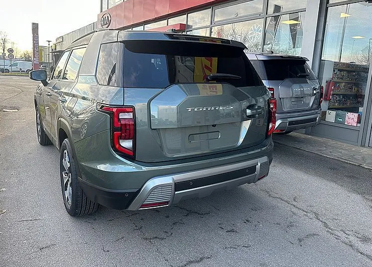 Zunanja slika - SsangYong Torres - 1.5 T-GDI - Adventure A T 2WD - 4