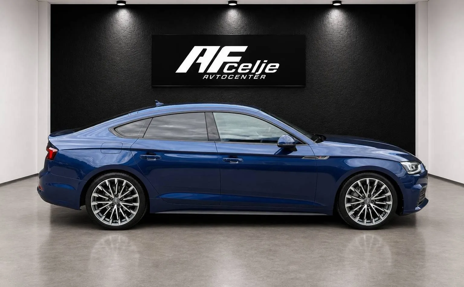 Zunanja slika - Audi A5 Sportback - 3.0 TDI-Q-4x4-3x S LINE-MASAŽA-LIZING ZA TUJCE... - 4