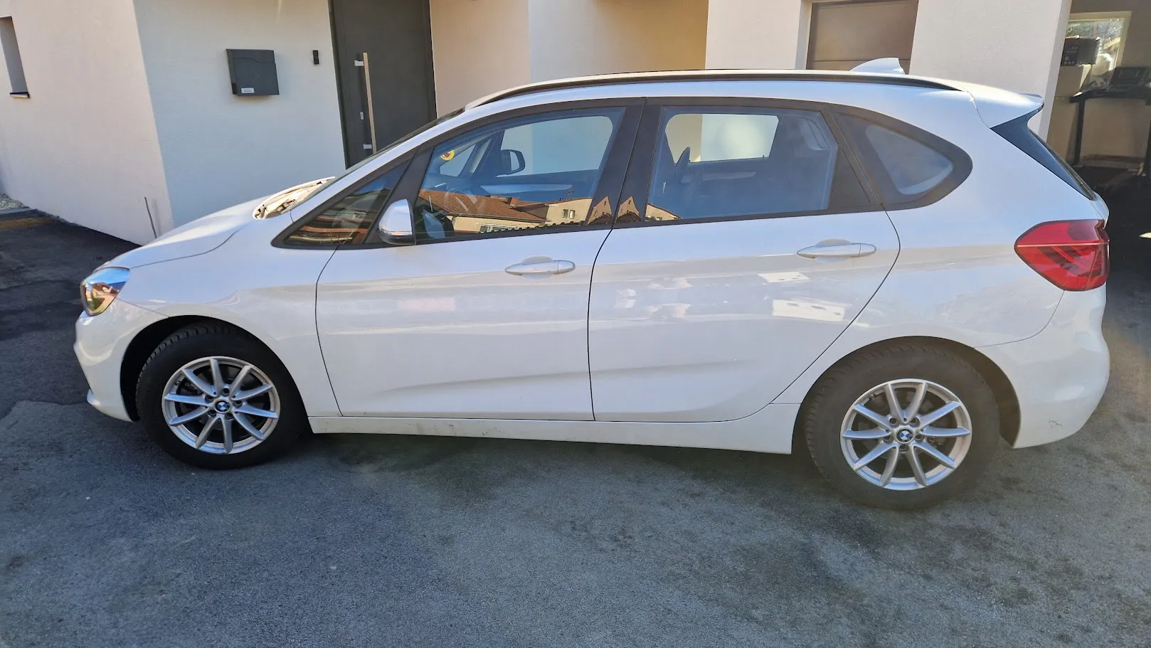 Zunanja slika - BMW Serija 2 - 216d Active Tourer - 6