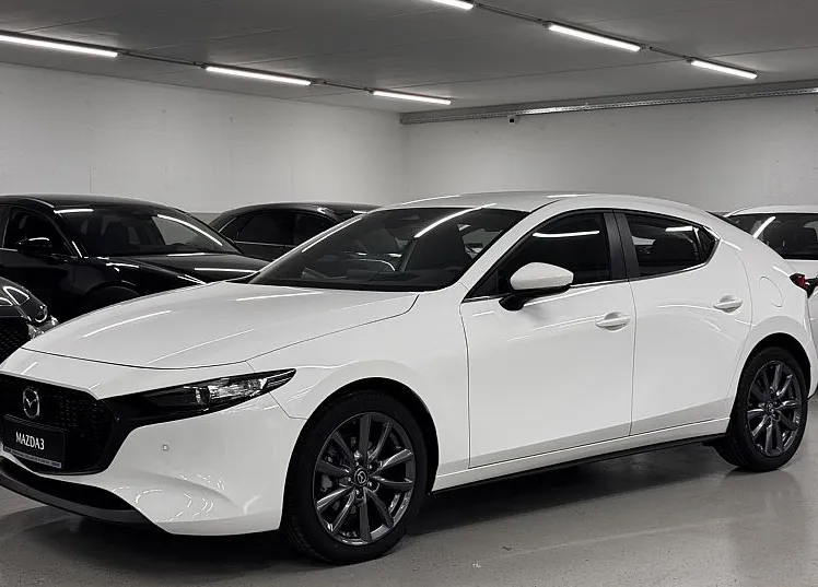 Zunanja slika - Mazda Mazda3 - G140 CENTER-LINE | HEAD-UP | RADAR | ZALOGA - 2