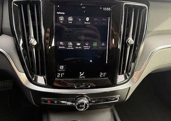 Zunanja slika - Volvo V60 - D3 AUT BLISS Led NAVI servis + olje menjalnik - 18