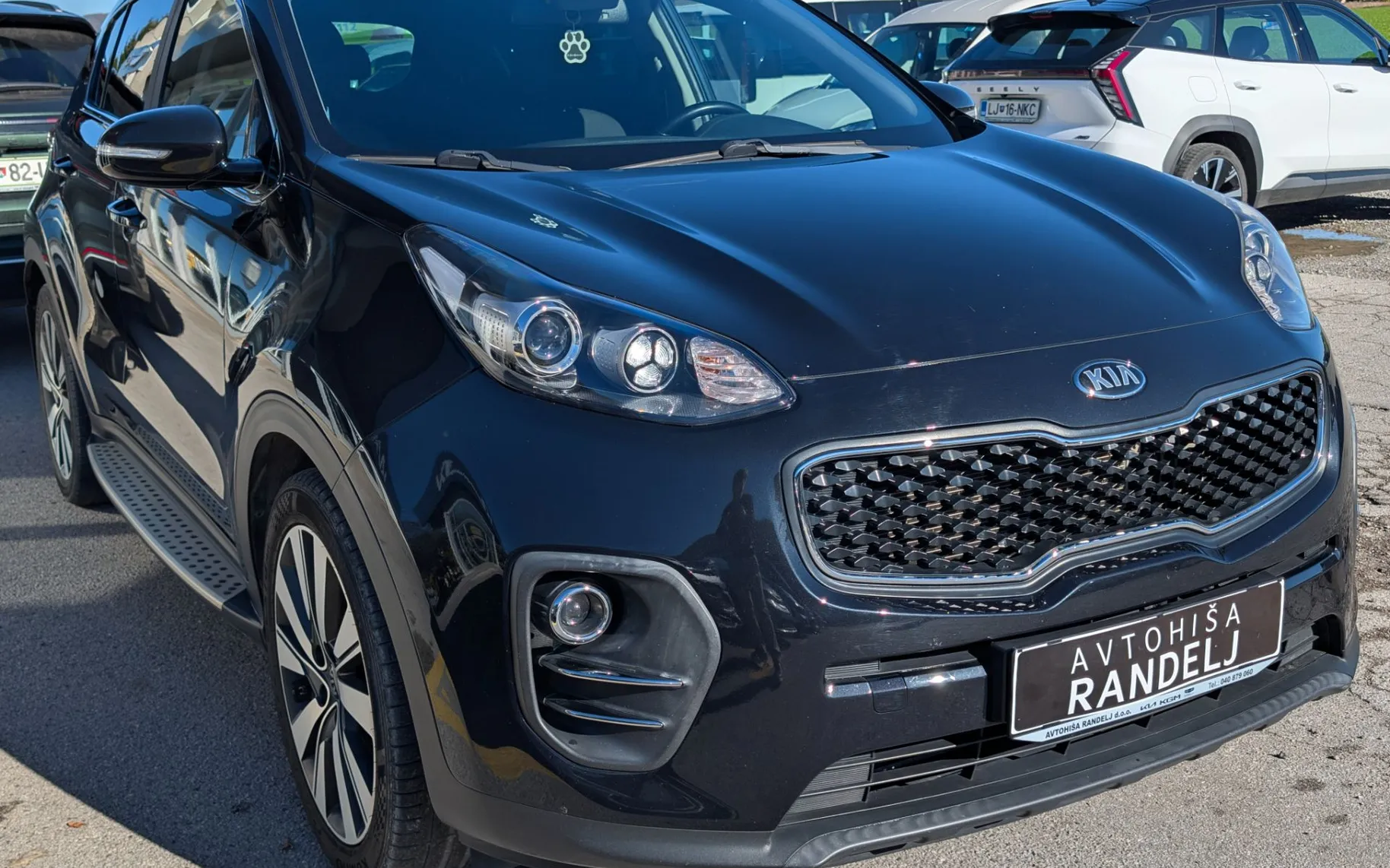 Zunanja slika - KIA Sportage - 2WD 1.7 CRDI City ISG 19 - 2